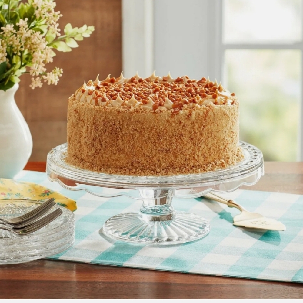 Pioneer woman Cassie glass pedestal cake stand